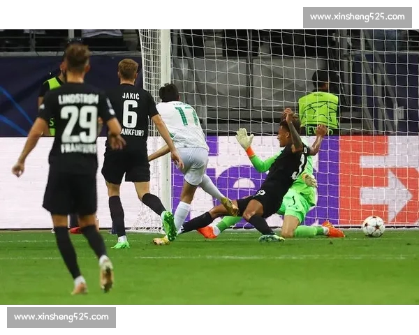 高清流畅足球赛事直播APP下载畅享实时精彩对决全程不漏每一球 - 副本 (30) - 副本 - 副本